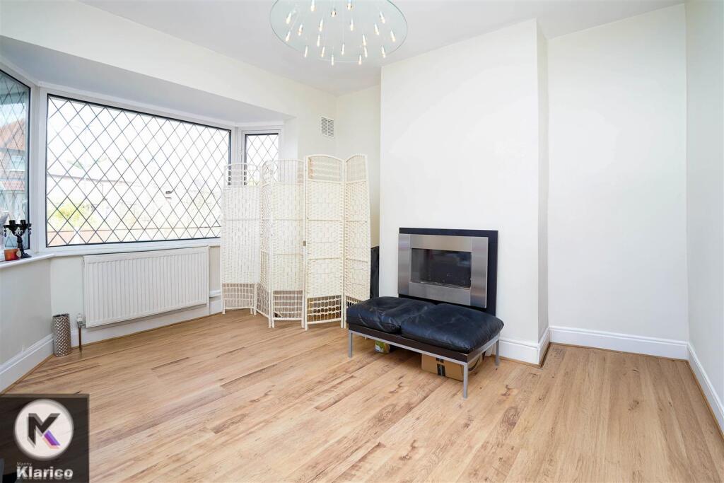 Additional image 3 of Hazelmere Road, Hall Green