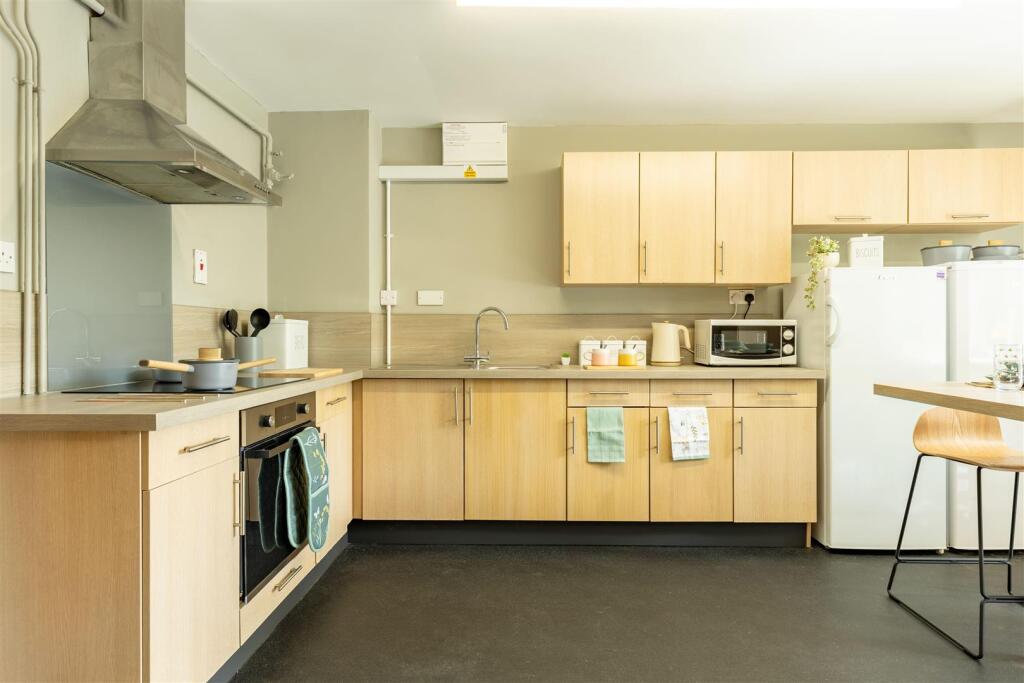 Additional image 10 of Birmingham | Student | September | B5