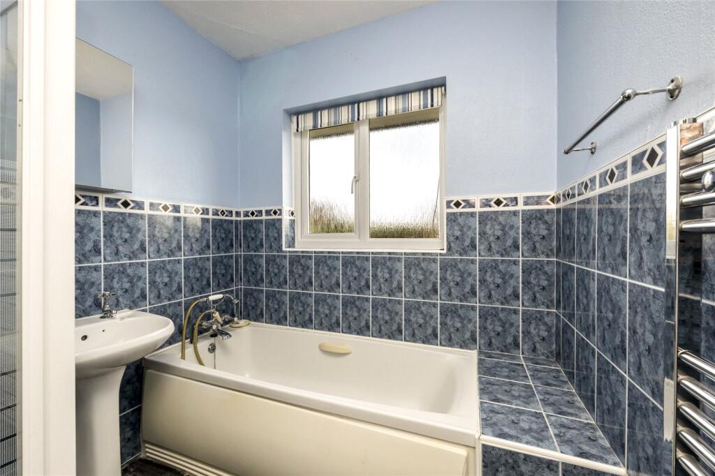 Additional image 13 of George V Avenue, Worthing, West Sussex, BN11