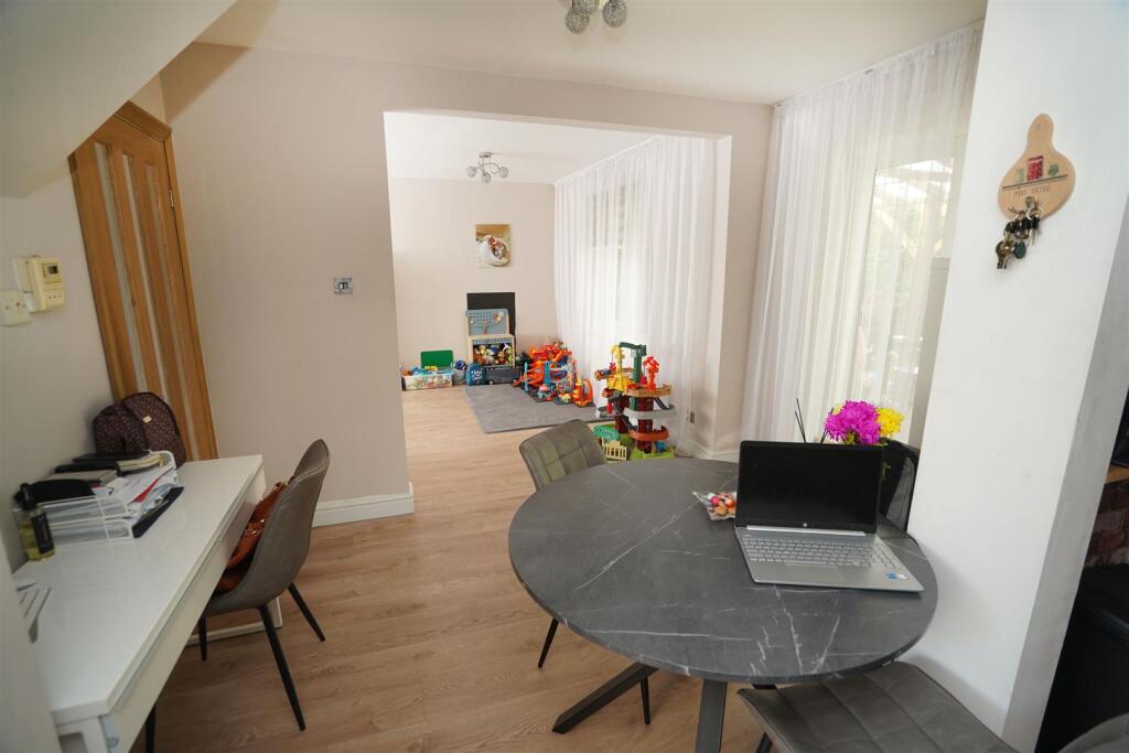 Primary image of Vicarage Road, Blackrod, Bolton