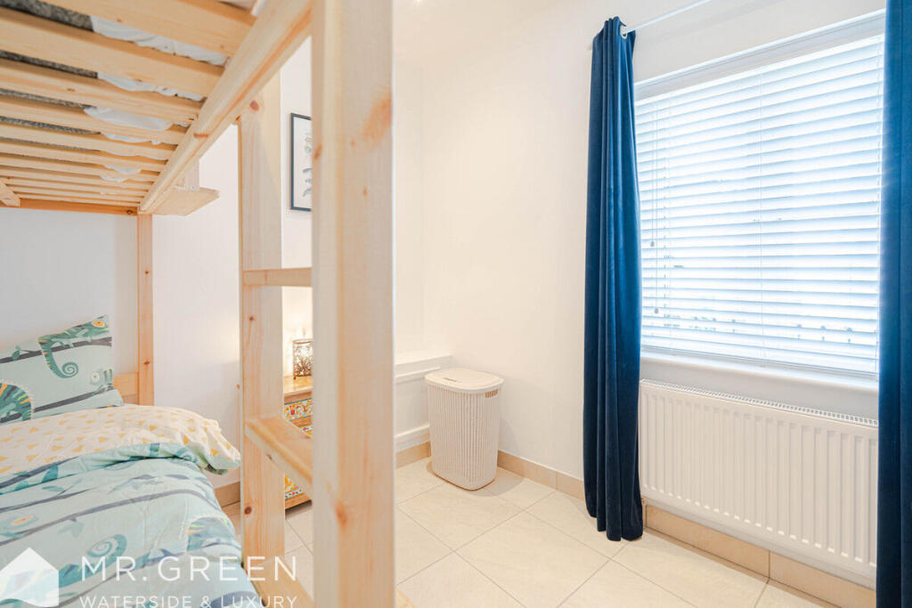 Additional image 7 of Parkwood Lane, Southbourne, Bournemouth, BH5 2BD