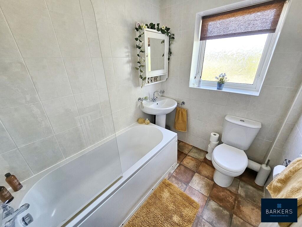 Additional image 13 of Bradford Road, Cleckheaton