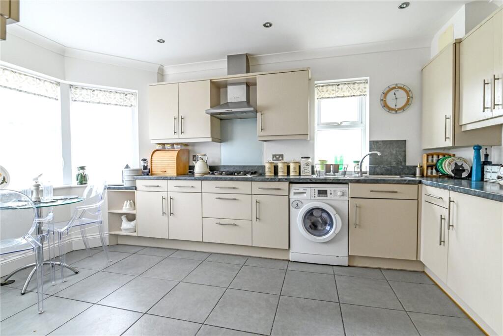 Additional image 5 of Chestnut Grove, New Milton, Hampshire, BH25