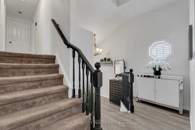 Additional image 19 of 4 Orchid Cres
