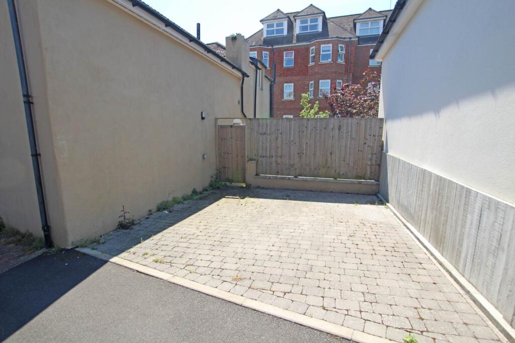 Additional image 7 of Selwyn Road, Eastbourne, BN21 2LA