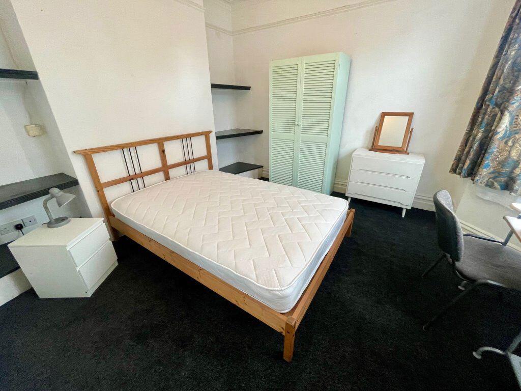 Additional image 2 of Four Double Bedroom Student House, Winton