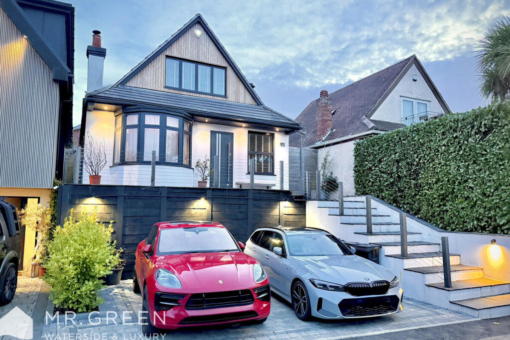 Old Bridge Road, Bournemouth, BH6