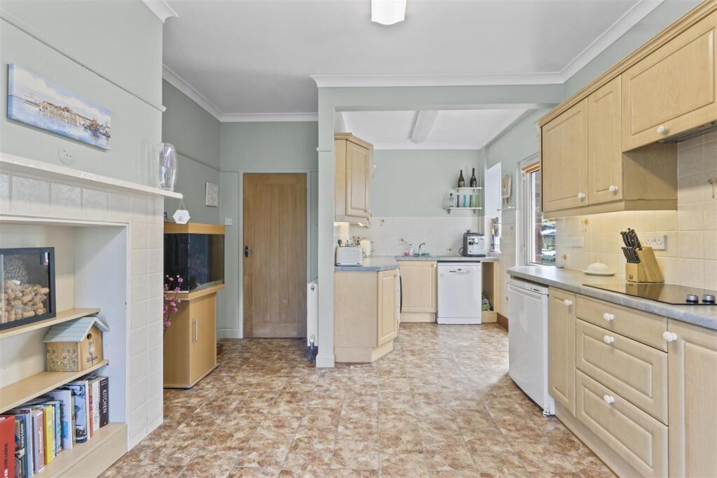 Additional image 18 of Brassey Avenue, Eastbourne