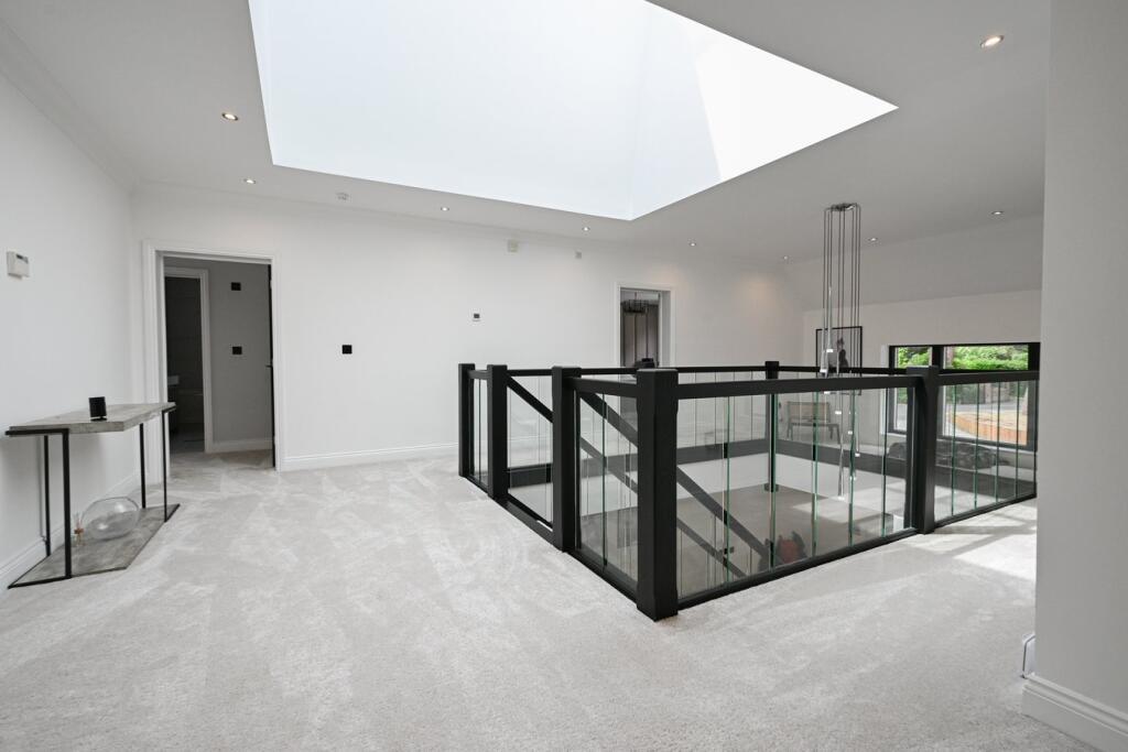 Additional image 10 of Avon Avenue, Ringwood, St Ives, BH24