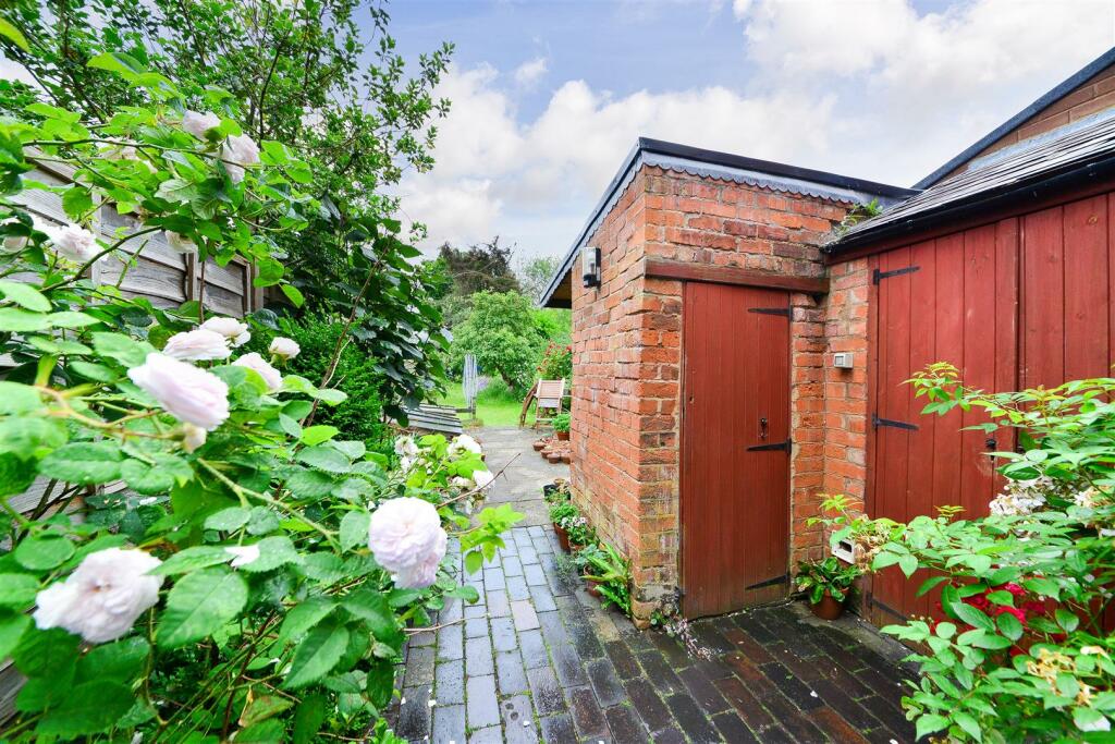 Additional image 22 of Waterloo Road, Kings Heath, Birmingham