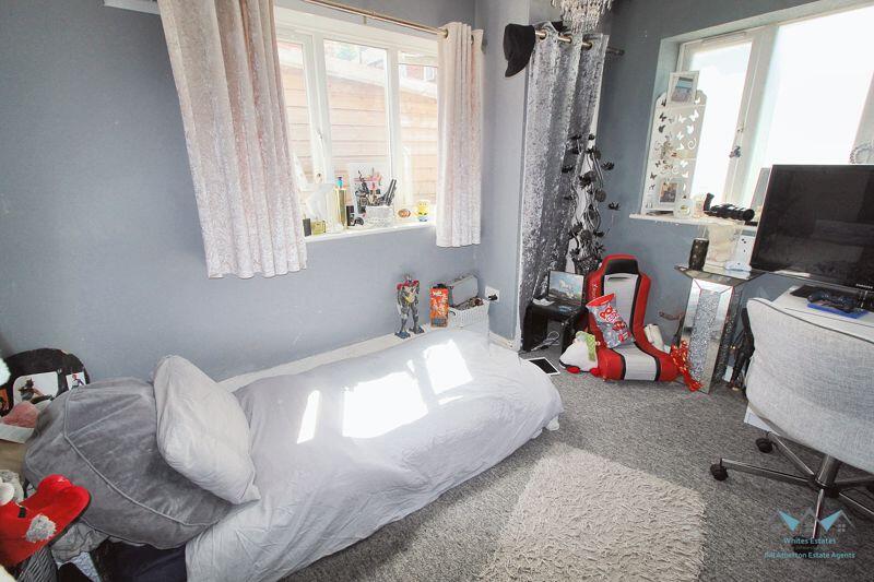 Additional image 8 of Malmesbury Park Road, Charminster - Spacious Five-Bedroom Detached Coach House in Secluded Gated Setting