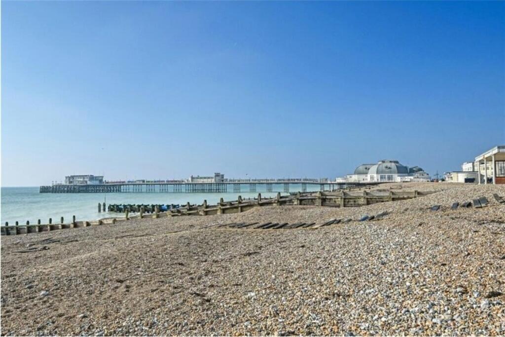 Additional image 5 of Steyne Gardens, Worthing, BN11