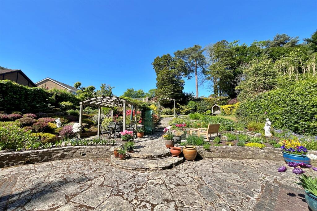 Additional image 21 of Broadstone