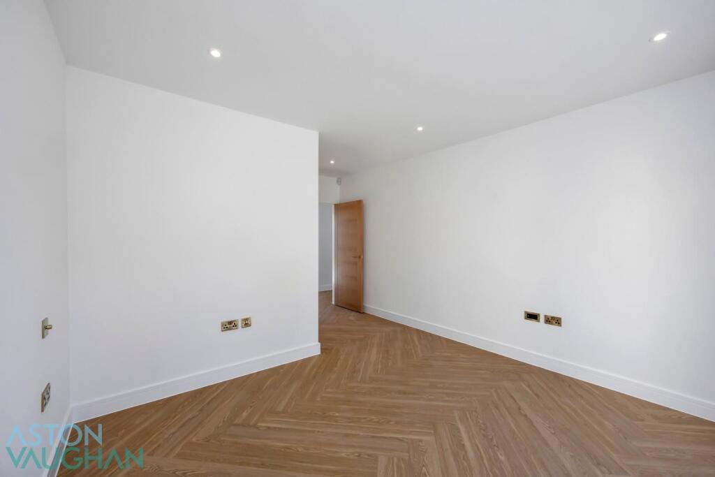 Additional image 21 of Chalky Field Close, Ovingdean, Brighton