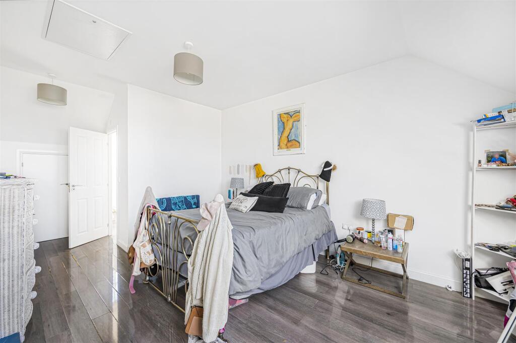 Additional image 16 of Skylark Avenue, Peacehaven