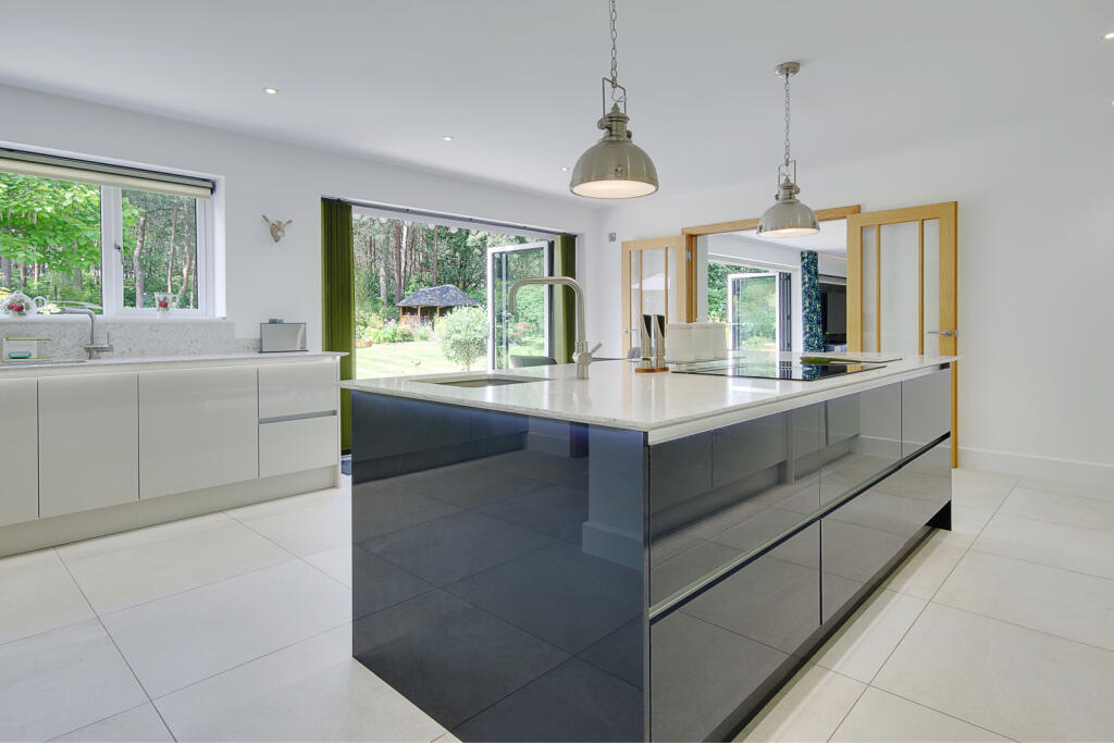 Additional image 9 of Avon Avenue, Ringwood, BH24