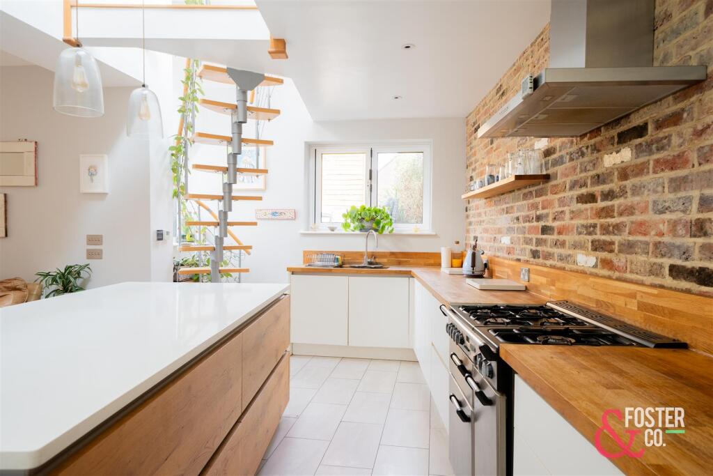 Additional image 10 of Surrenden Crescent, Brighton