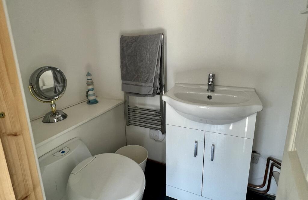 Additional image 30 of Hurst Road, Ringwood, BH24