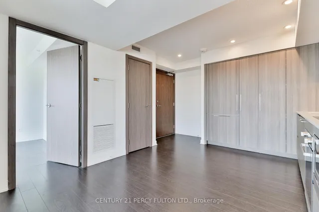 Additional image 2 of 19 Bathurst St Unit 1811