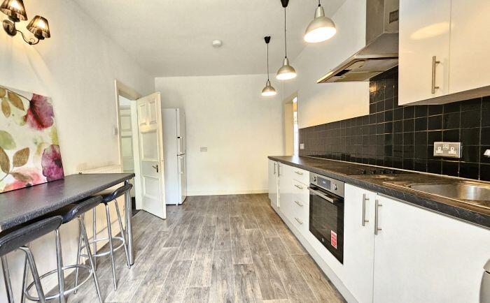 Additional image 4 of Flat , 142 Chorley New Road, Bolton, BL1 4NX