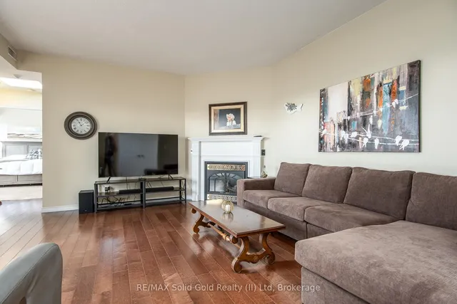 Additional image 6 of 3267 King St Unit 604