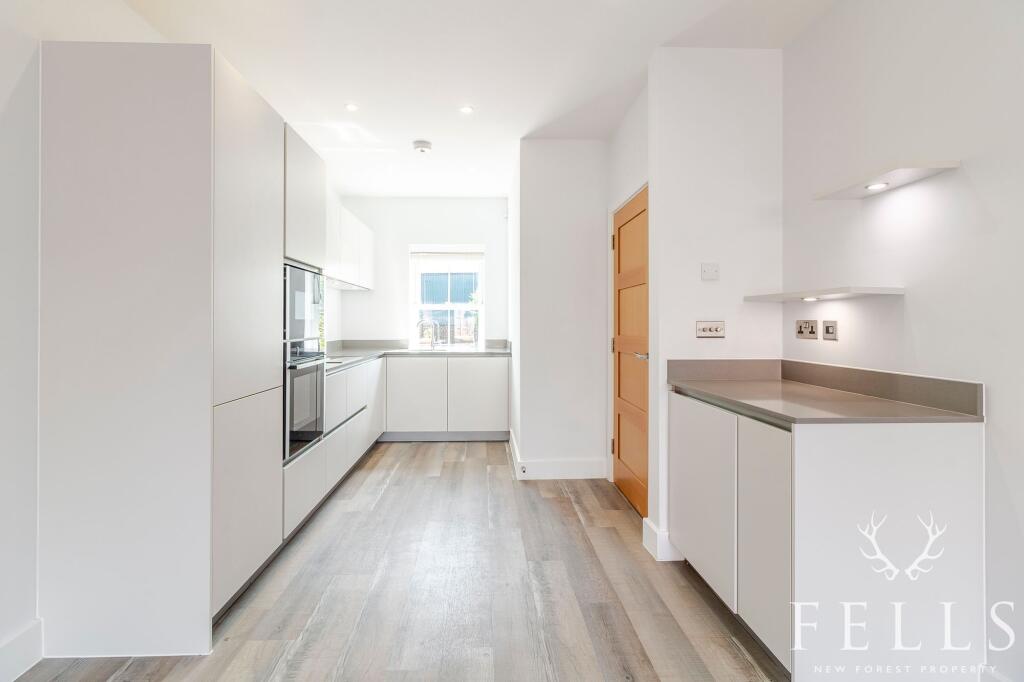 Additional image 5 of Christchurch Road, Ringwood, BH24