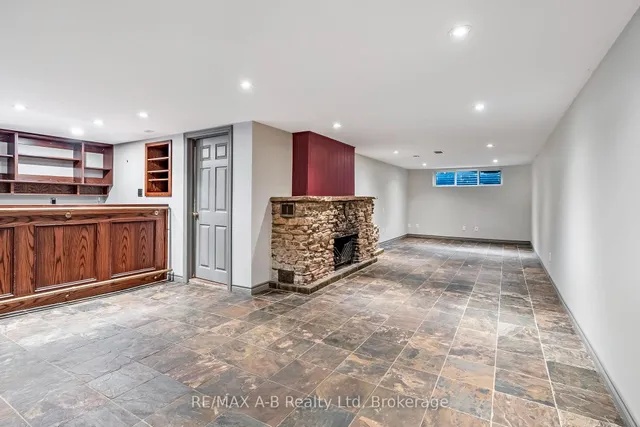 Additional image 14 of 78 Valewood Pl