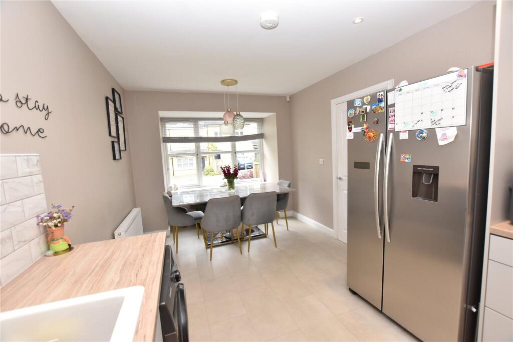 Additional image 5 of Hutton Hall Drive, Bradford, West Yorkshire