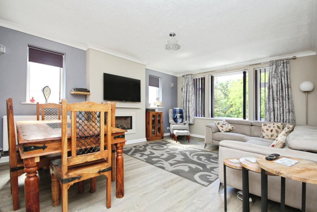 Additional image 4 of Benellen Gardens, TALBOT WOODS, BH4