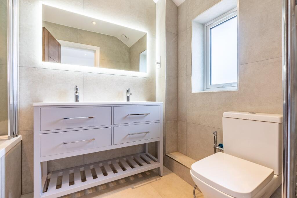 Additional image 15 of Batchwood Drive, St. Albans, Hertfordshire, AL3