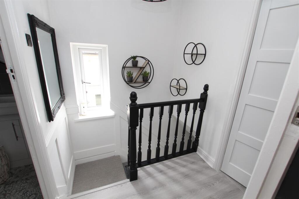 Additional image 11 of Plumpton Walk, Wrose, Bradford