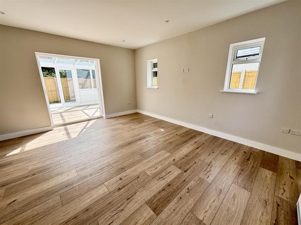 Additional image 4 of The Crossways, Upton