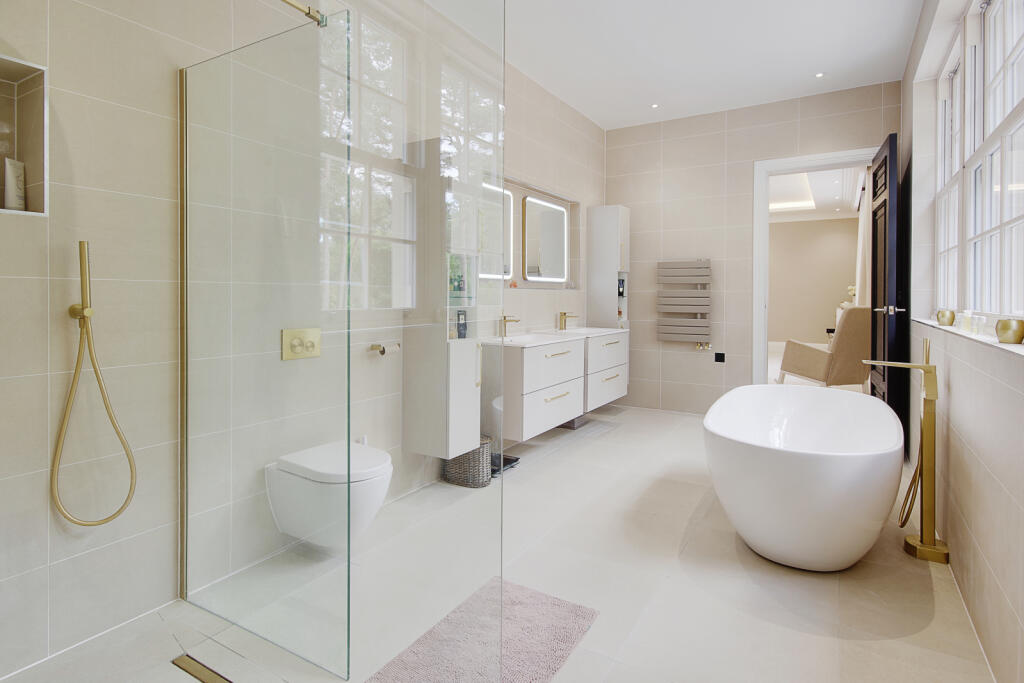 Additional image 16 of Avon Castle Drive, Ringwood, Dorset, BH24