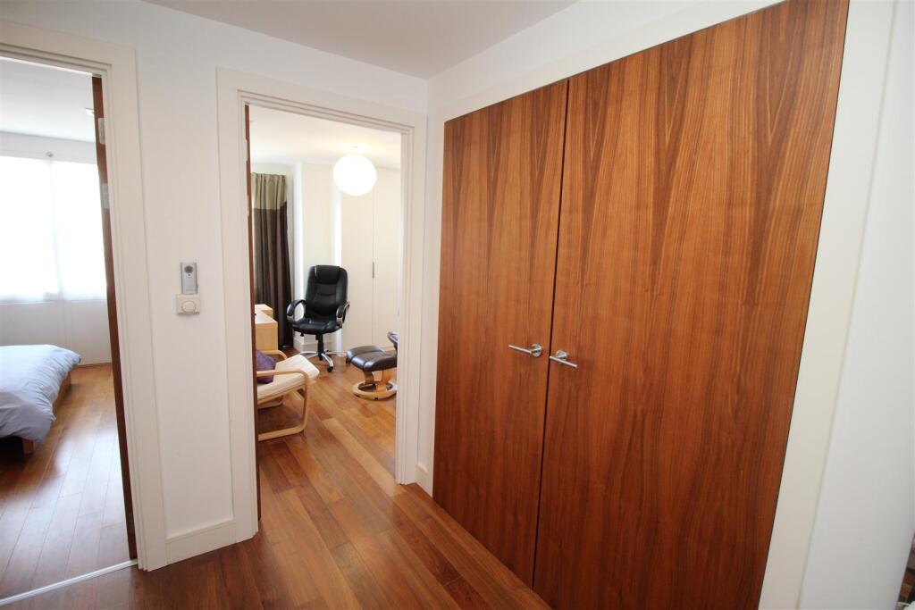 Additional image 5 of High Street, Poole