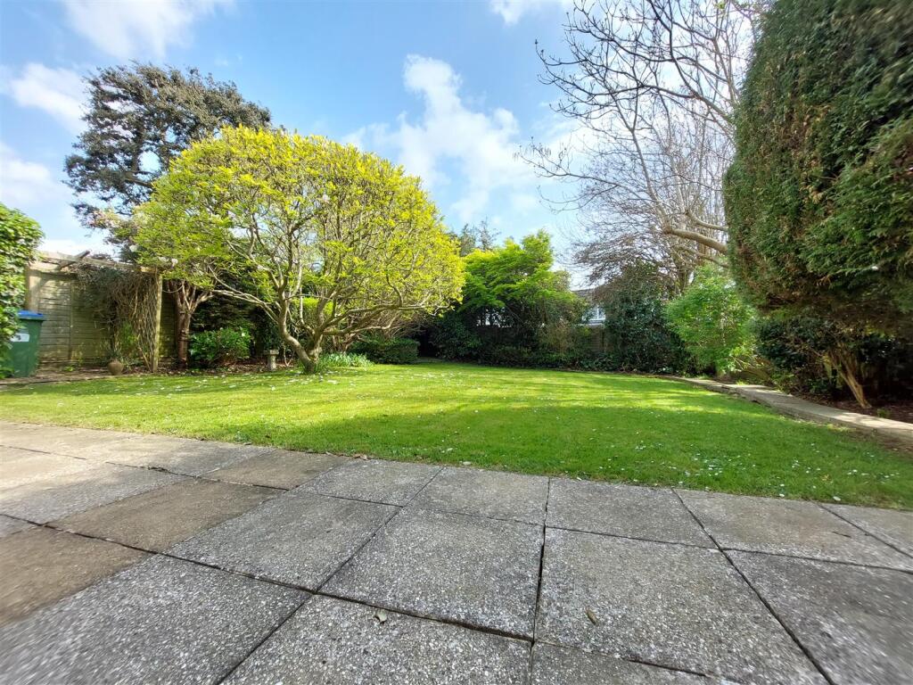 Additional image 4 of Elm Close, Seaford