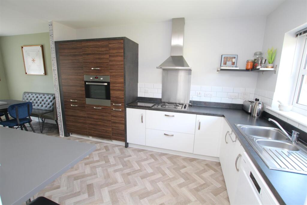 Additional image 3 of Flaxton Court, Laisterdyke, Bradford