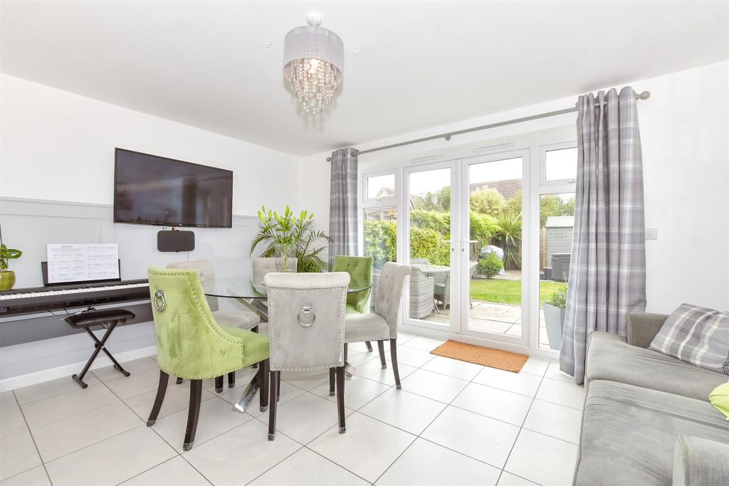 Additional image 12 of Beaton Avenue, Littlehampton, West Sussex