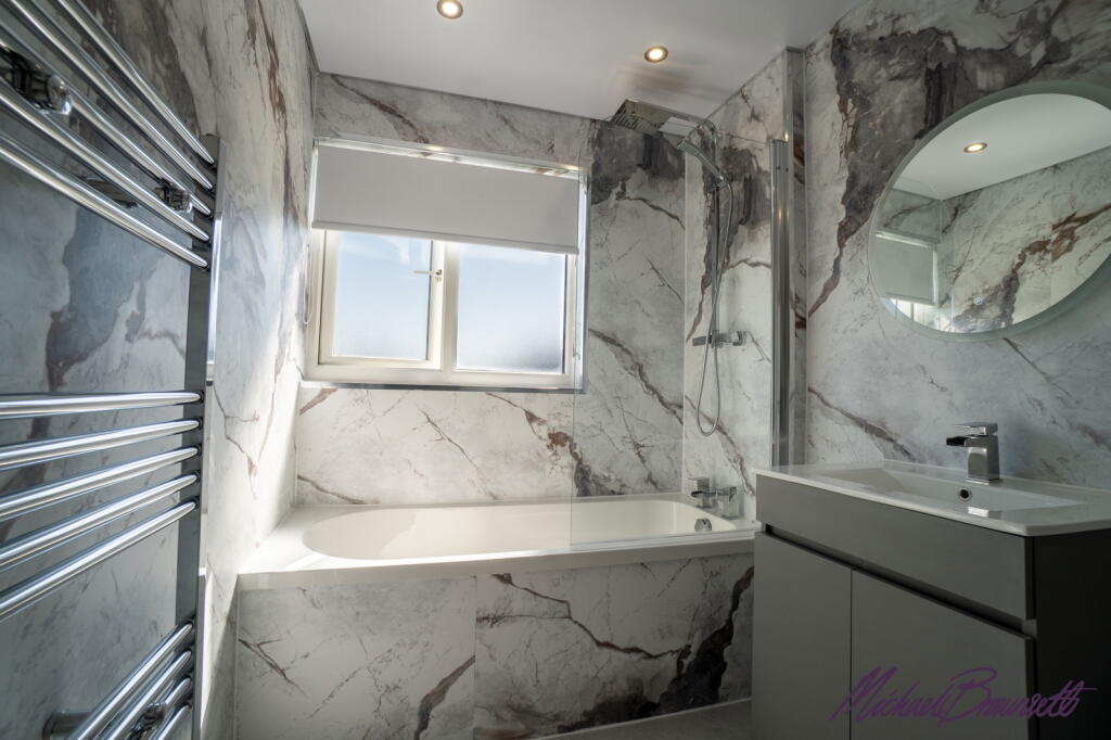 Additional image 19 of Ascot Parade, Bradford, BD7 4NJ