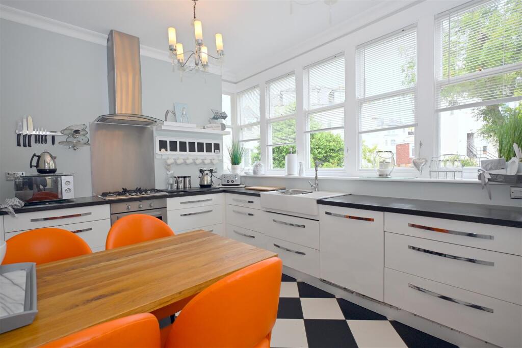 Additional image 5 of Chiswick Place, West of Town Centre, Eastbourne