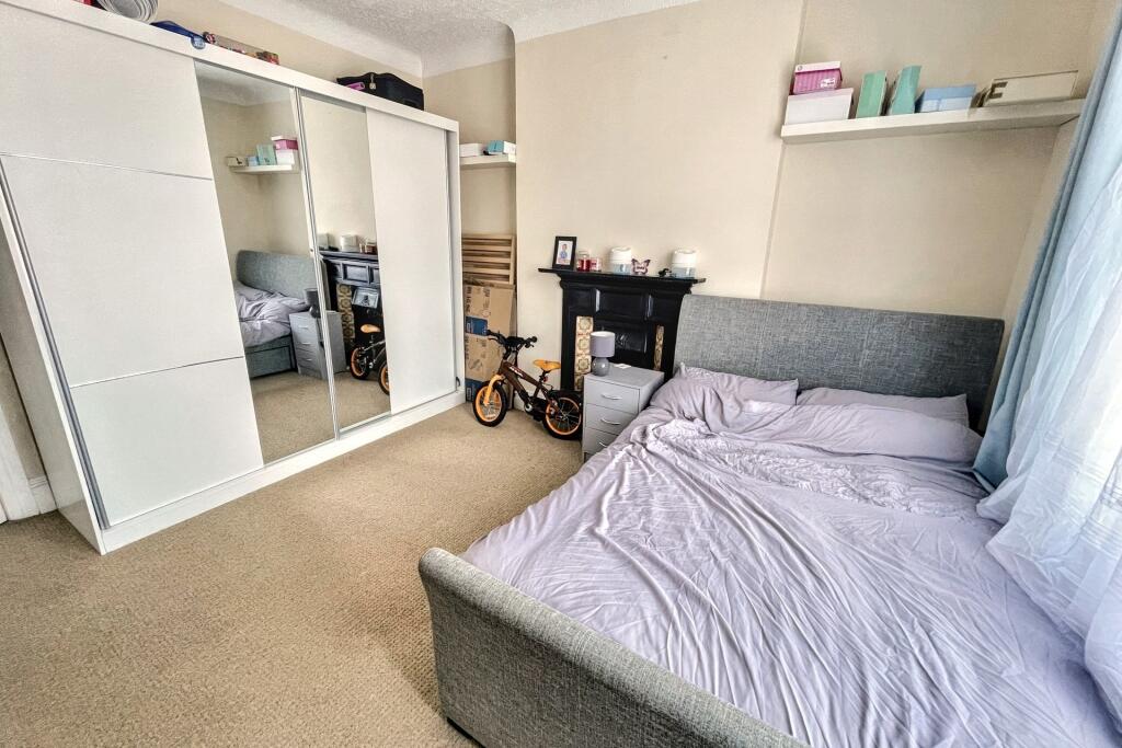 Additional image 5 of Charminster