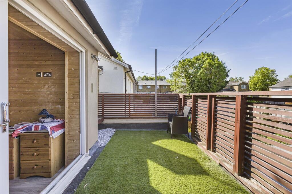 Additional image 16 of Aldykes, Hatfield