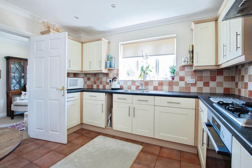 Additional image 4 of Virginia Close, Verwood