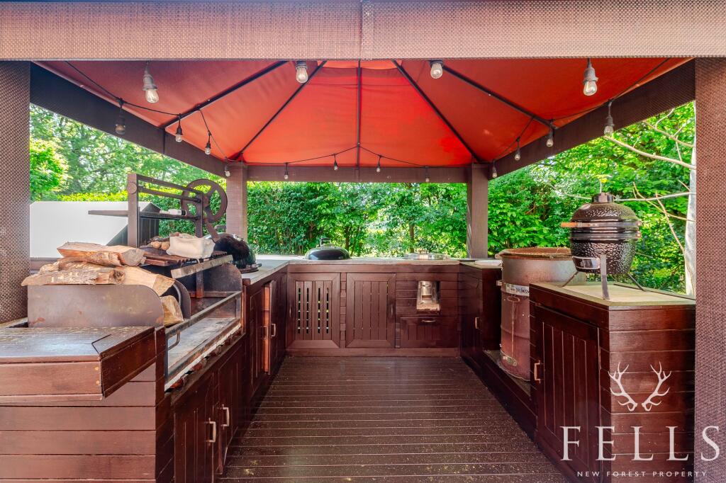 Additional image 23 of Picket Hill, Ringwood, New Forest