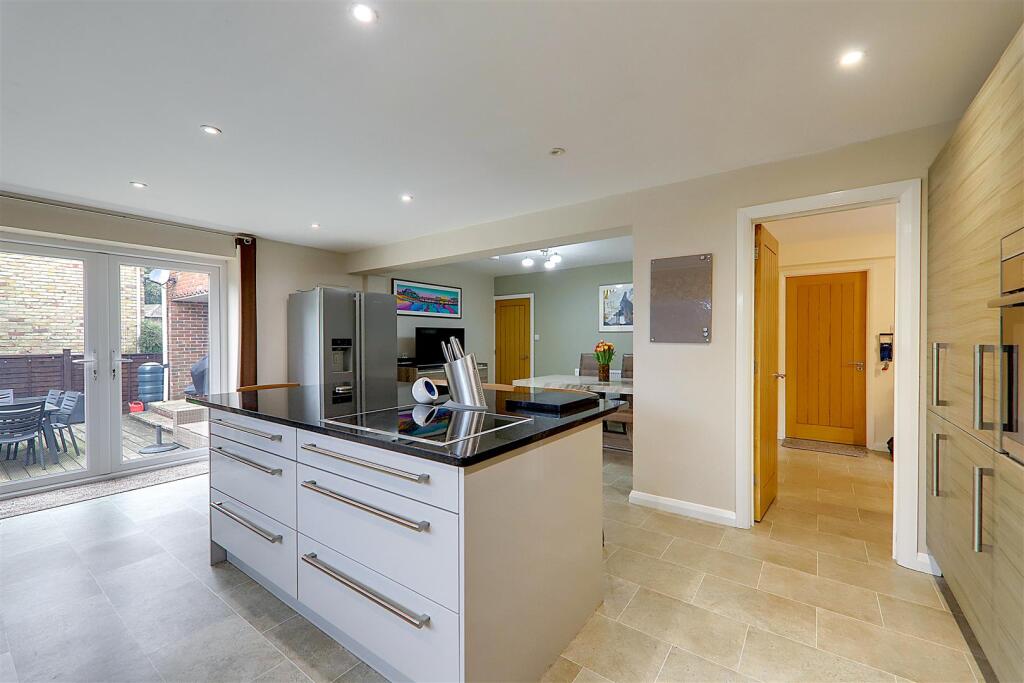 Additional image 8 of Longlands Glade, Charmandean, Worthing