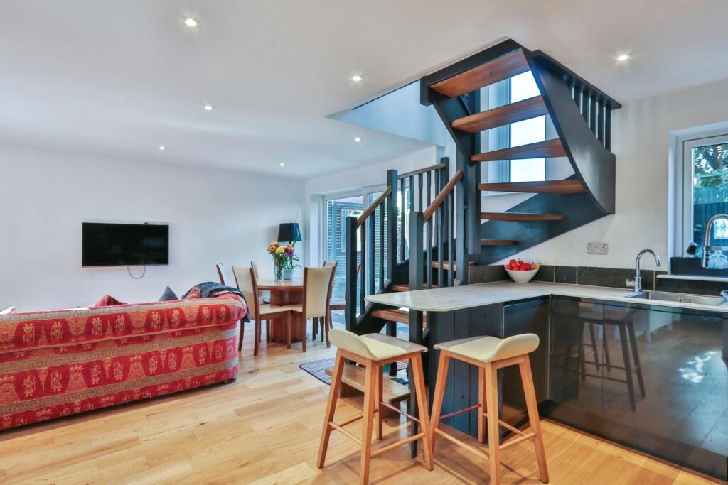 Additional image 6 of Glencoe Road, Poole, BH12