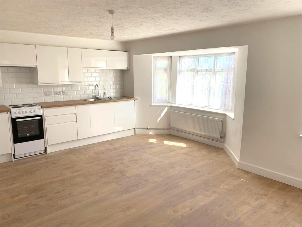Additional image 5 of South Terrace, Littlehampton