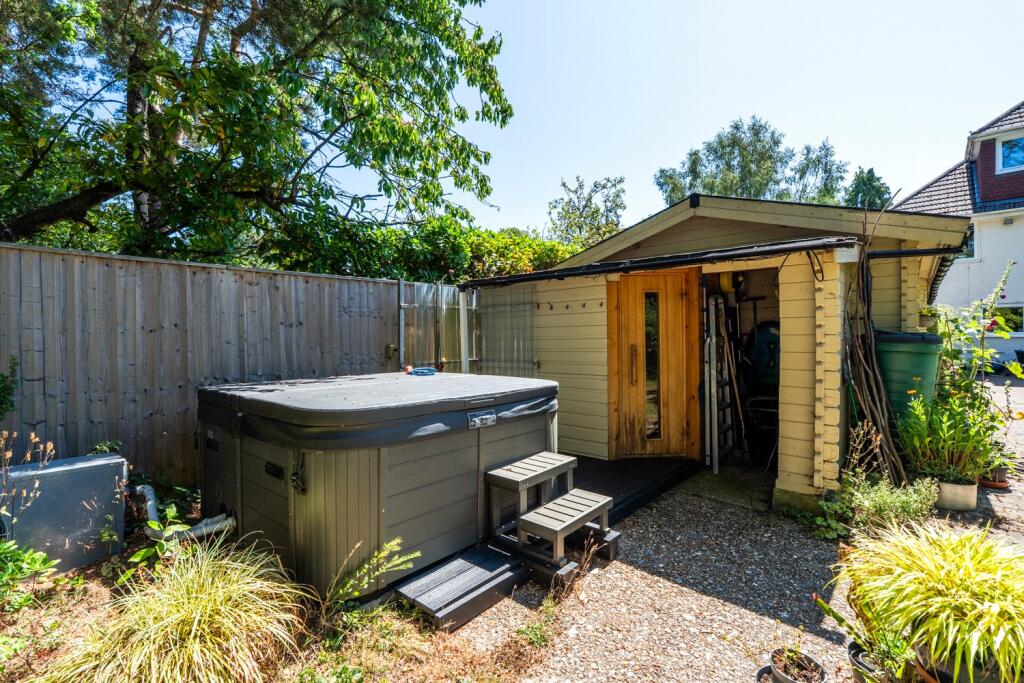 Additional image 33 of The Avenue, West Moors, Ferndown, Dorset, BH22