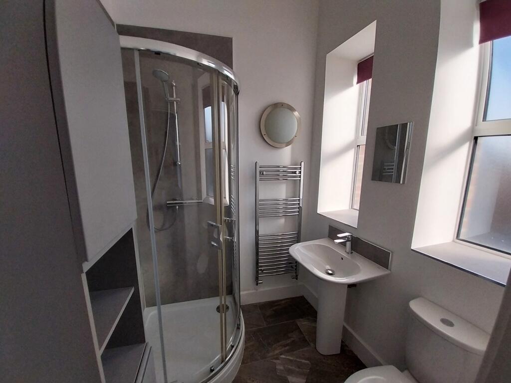 Additional image 18 of 43 South Street, Eastbourne, East Sussex, BN21 4UT