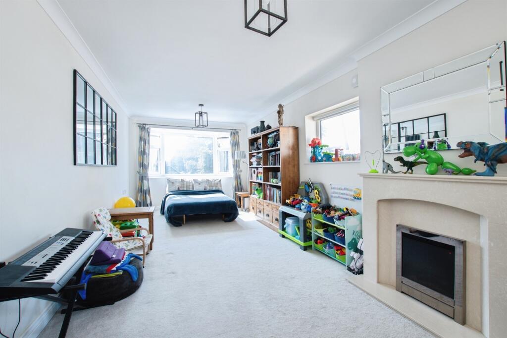 Additional image 2 of Meadow View Road, Bournemouth