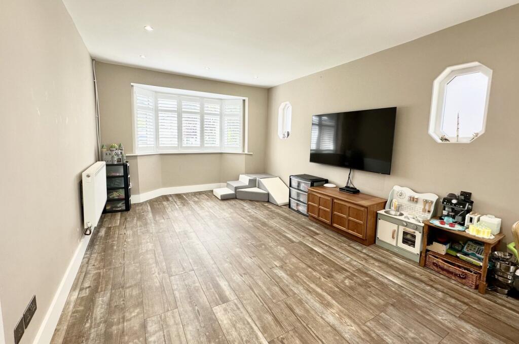 Additional image 9 of Brackendale Road, Queens Park, Bournemouth, BH8